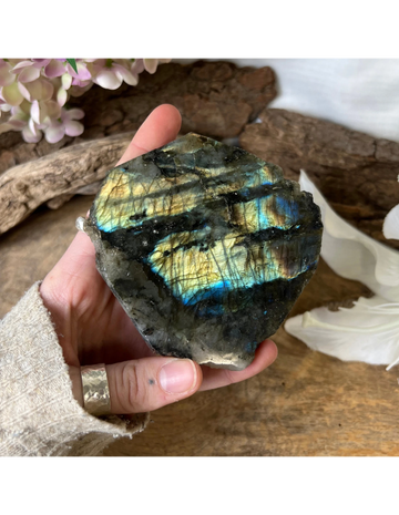 Labradoriet schijf gepolijst 125-175 gram