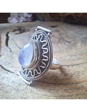 Maansteen regenboog ring zilver maat 19