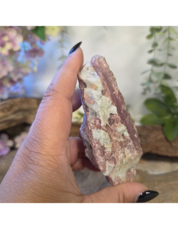 Toermalijn roze (Rubeliet) ruw nr.08